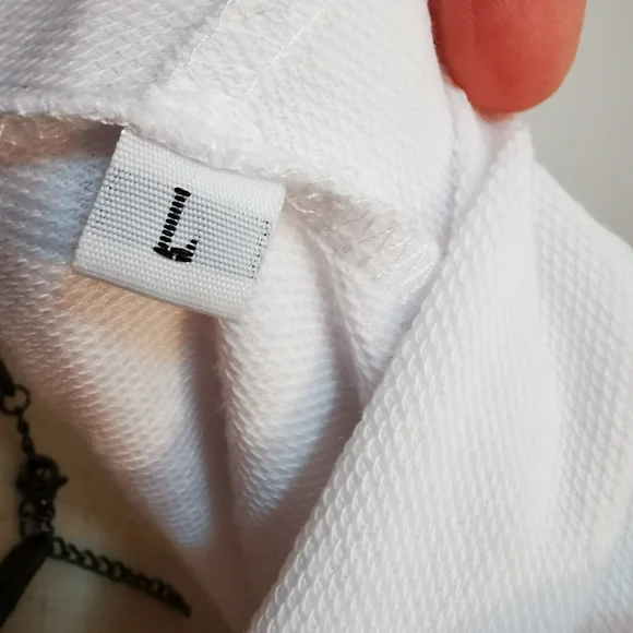 3/$30  Color Block Hoodie in White and Gray （Large) - Picture 5 of 6